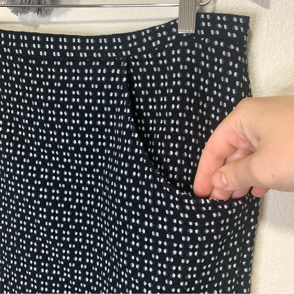 Anne Klein black & white textured pencil skirt